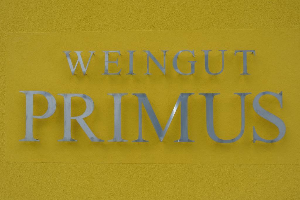 Weingut Primus Suedsteiermark Spielfeld Eksteriør bilde